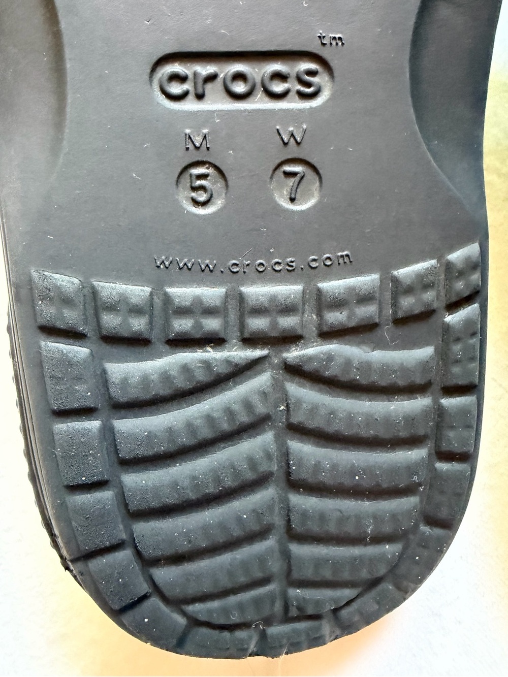 CROCS Black Double-Strap Slide Sandals Iconic Comfort Pool Beach M5 W7 Summer - Picture 7 of 7